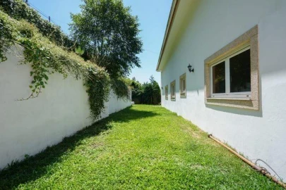 Moradia T4 para Venda em Fonte Arcada e Oliveira