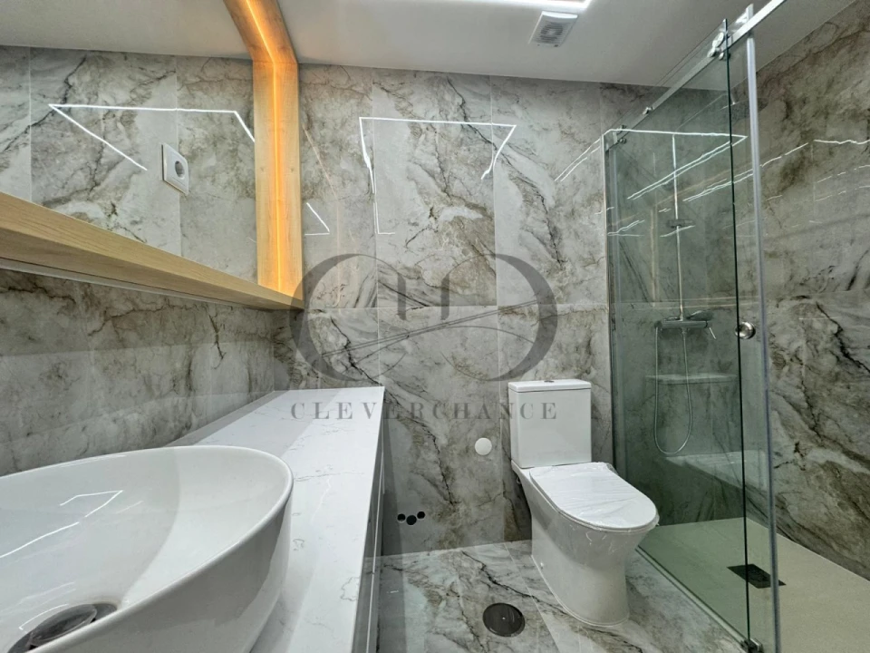 Apartamento T1 para Venda em Cedofeita, Santo Ildefonso, Sé, Miragaia, São Nicolau e Vitória Foto 13