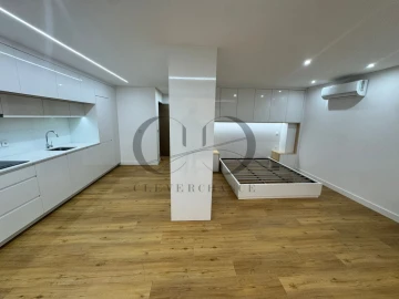 Apartamento para Venda em Cedofeita, Santo Ildefonso, Sé, Miragaia, São Nicolau e Vitória