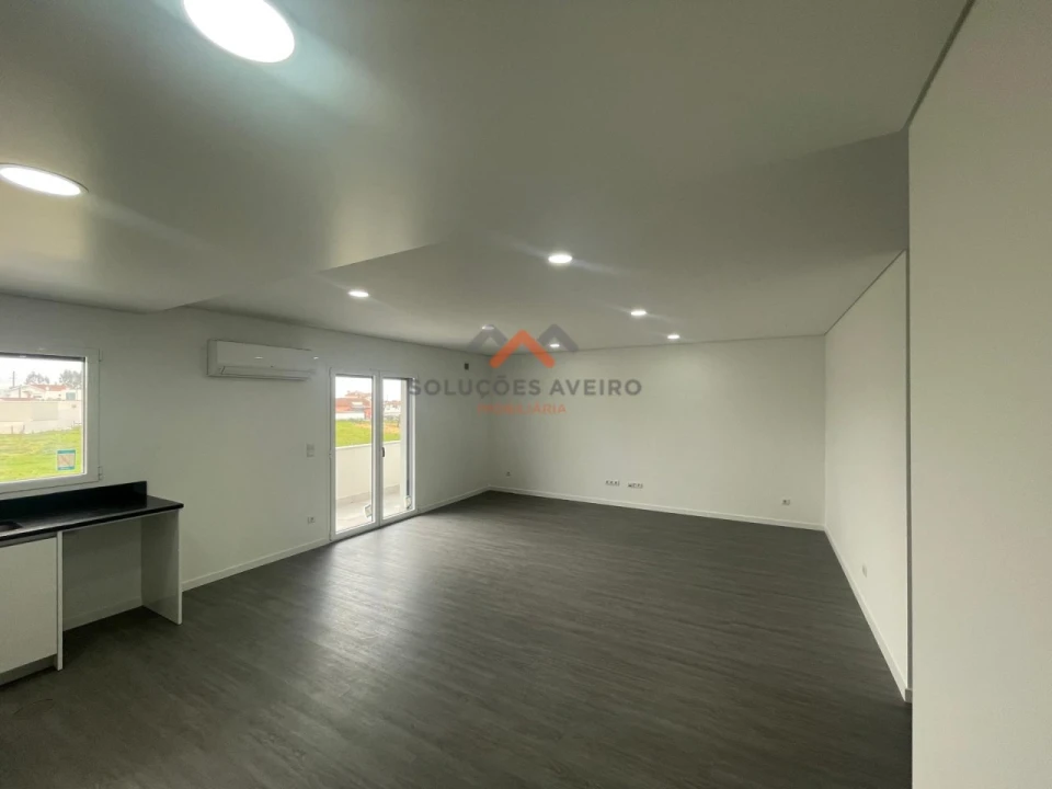 Apartamento T2 para Venda em Santa Joana Foto 3