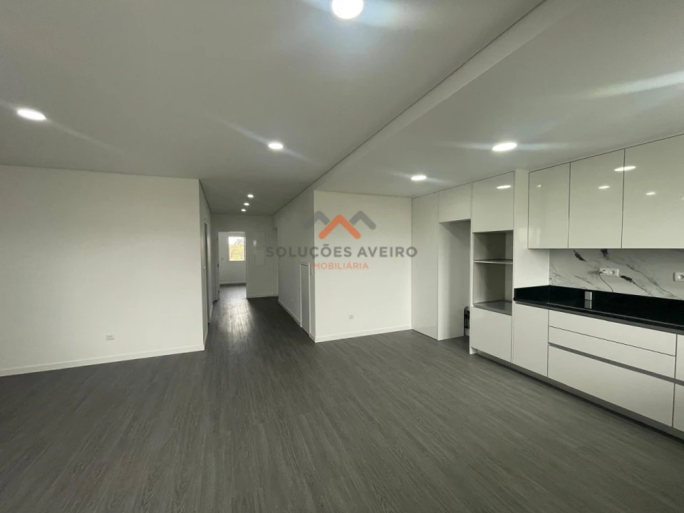 Apartamento T2 para Venda em Santa Joana Foto 1