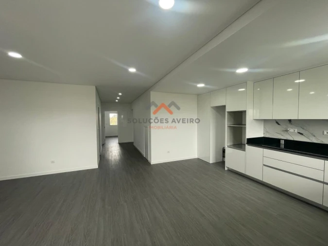 Apartamento T2 para Venda em Santa Joana Foto 1