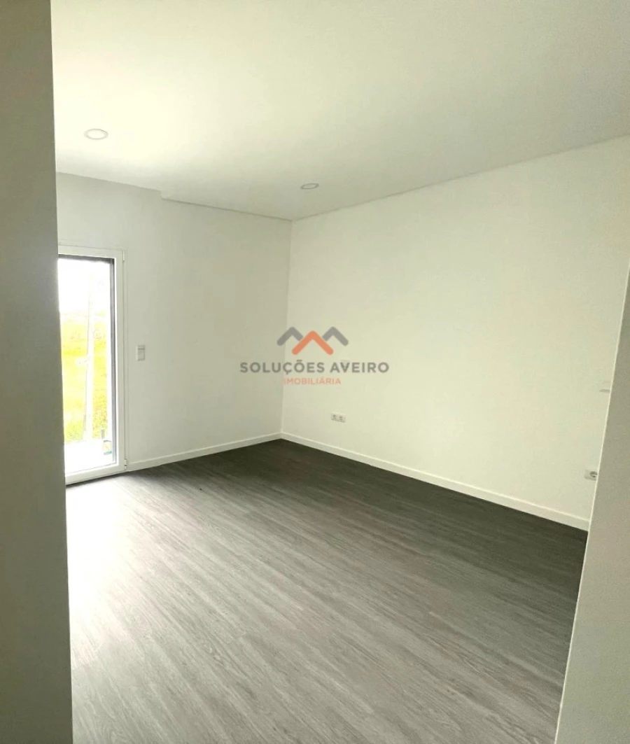 Apartamento T2 para Venda em Santa Joana Foto 12