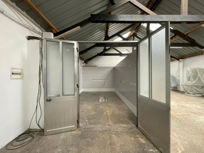 Armazém para Arrendamento em Monte Foto 6