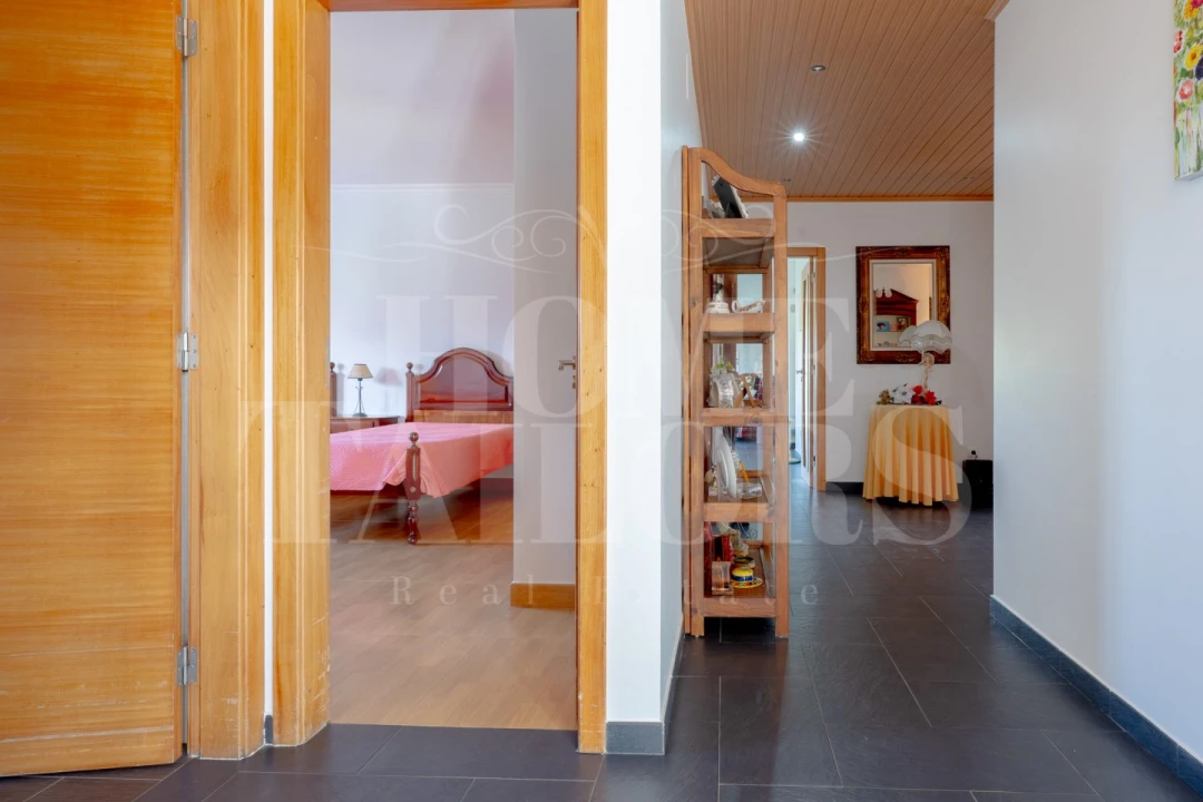 Moradia T4 para Venda em Serra e Junceira Foto 26