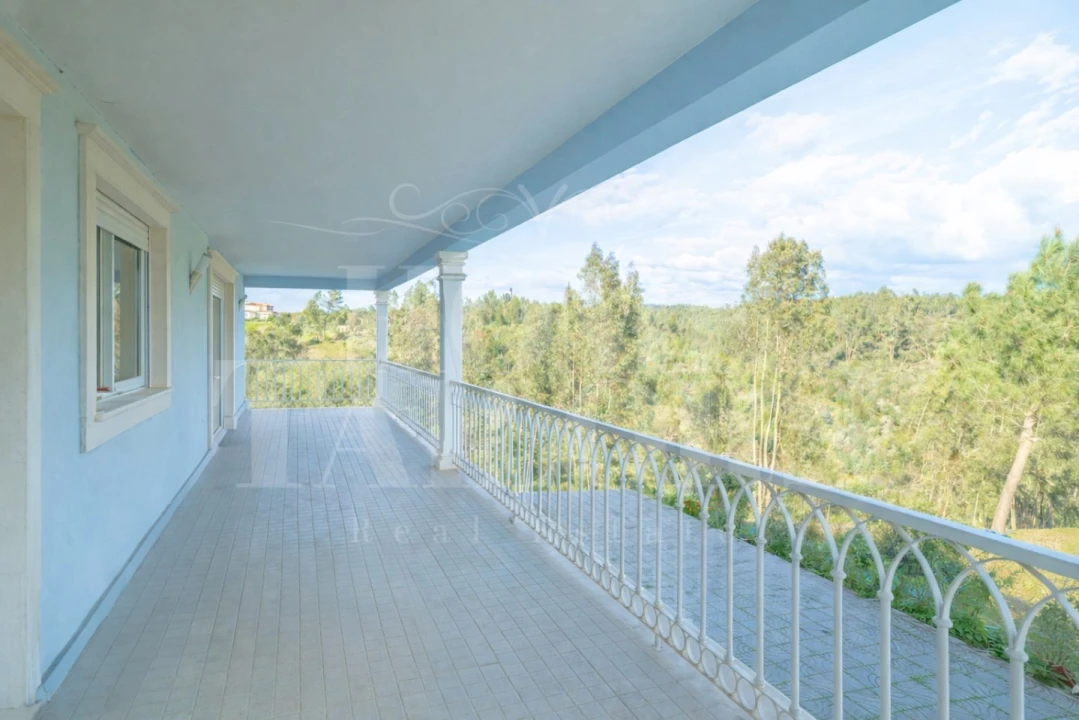 Moradia T4 para Venda em Serra e Junceira Foto 40