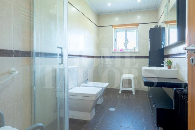 Moradia T4 para Venda em Serra e Junceira Foto 22