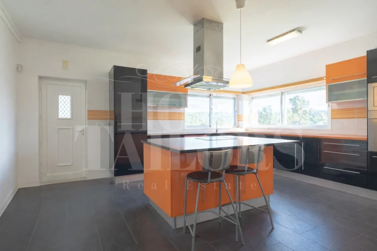 Moradia T4 para Venda em Serra e Junceira Foto 33