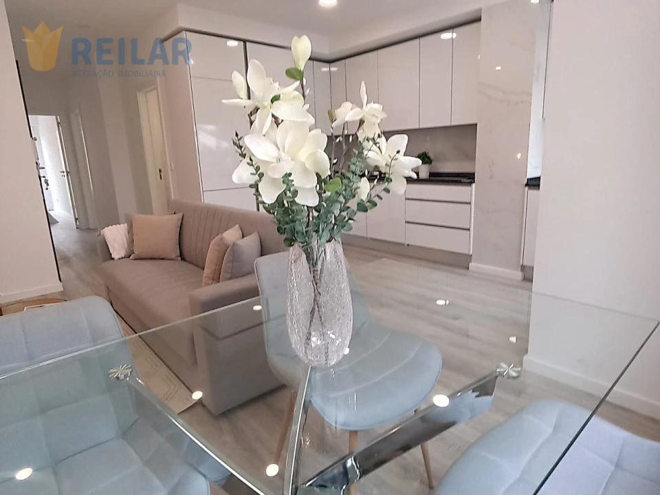 Apartamento T3 para Venda em Benfica Foto 5