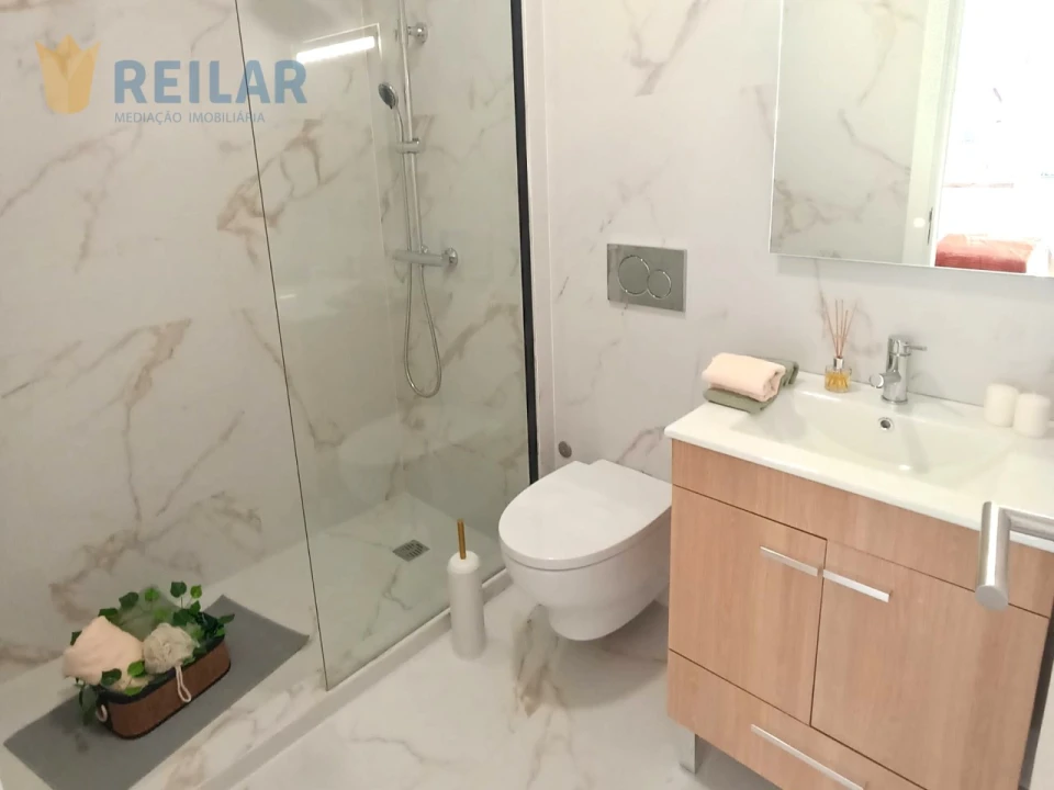 Apartamento T3 para Venda em Benfica Foto 8