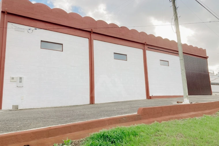 Moradia T3 para Venda em Olho Marinho Foto 16