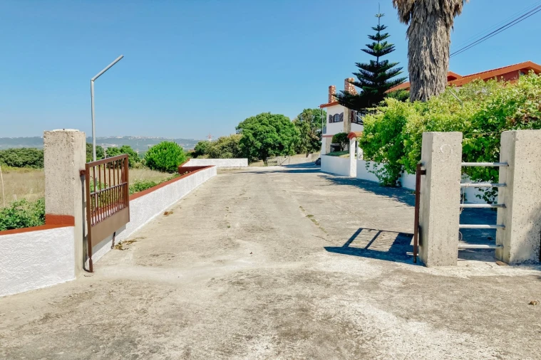 Moradia T3 para Venda em Olho Marinho Foto 30