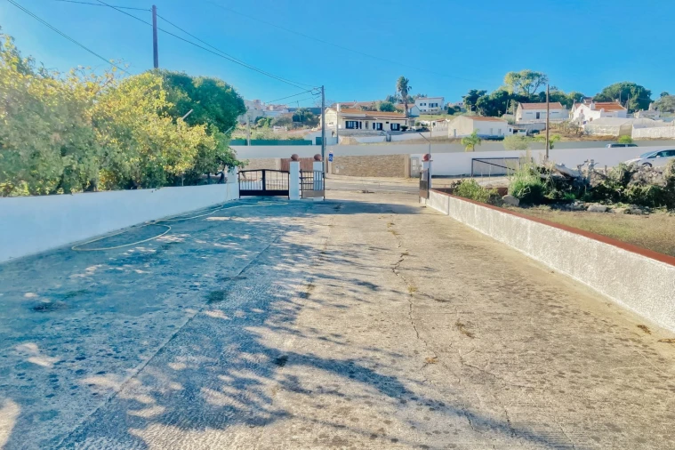 Moradia T3 para Venda em Olho Marinho Foto 33