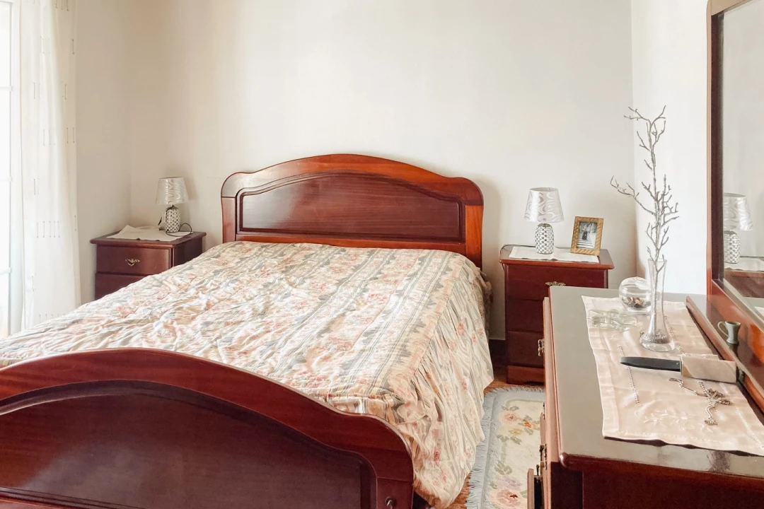 Moradia T4 para Venda em Reguengo Grande Foto 16