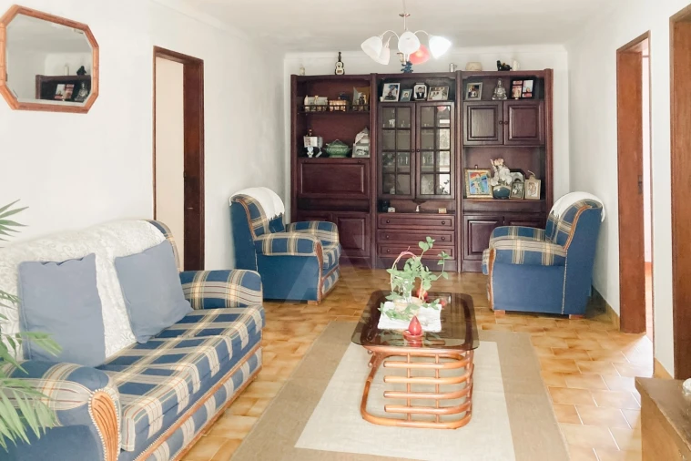 Moradia T4 para Venda em Reguengo Grande Foto 2