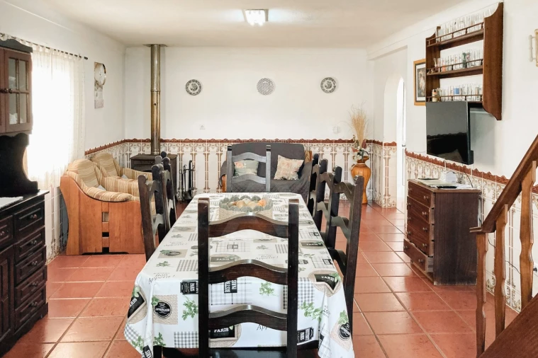 Moradia T4 para Venda em Reguengo Grande Foto 9