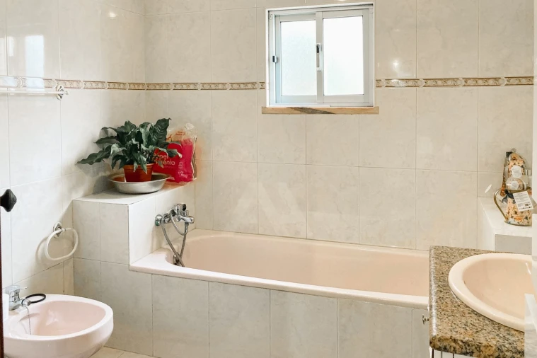 Moradia T4 para Venda em Reguengo Grande Foto 22