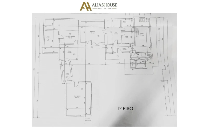 Moradia T4 para Venda em Reguengo Grande Planta 1