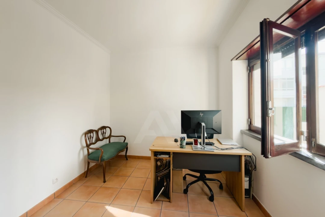 Moradia T3 para Venda em Alcabideche Foto 12