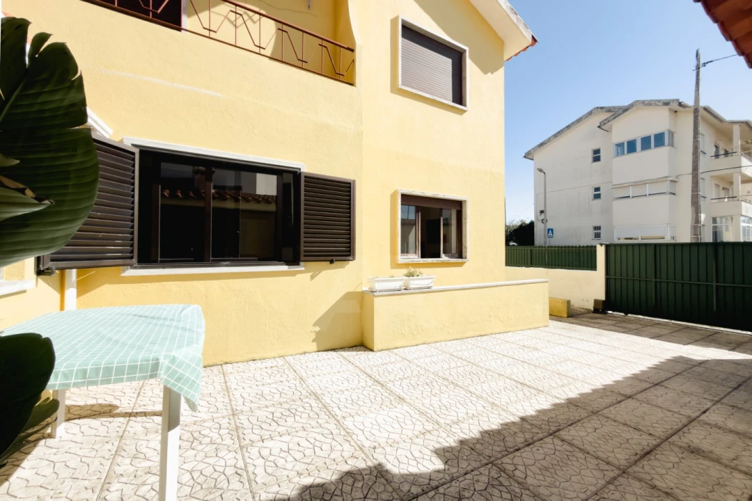 Moradia T3 para Venda em Alcabideche Foto 35