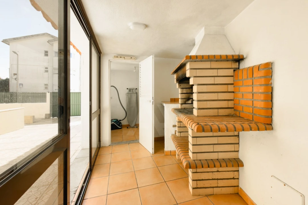 Moradia T3 para Venda em Alcabideche Foto 36