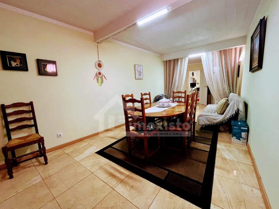 Moradia T4 para Venda em Campelo Foto 5