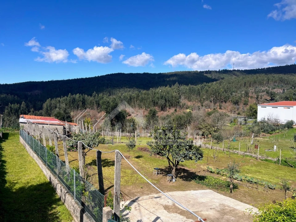 Moradia T4 para Venda em Campelo Foto 34