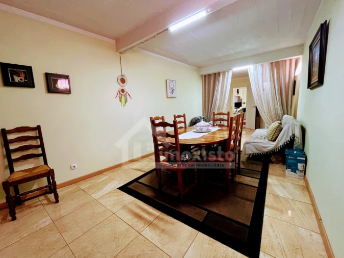 Moradia T4 para Venda em Campelo Foto 5