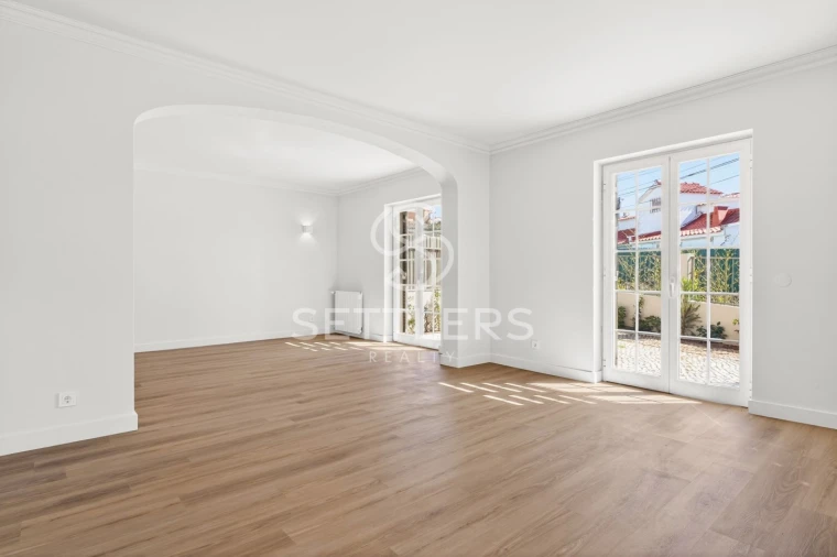 Moradia T3 para Venda em Alcabideche Foto 4