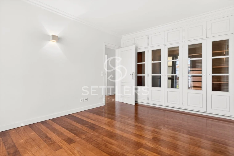 Moradia T3 para Venda em Alcabideche Foto 10