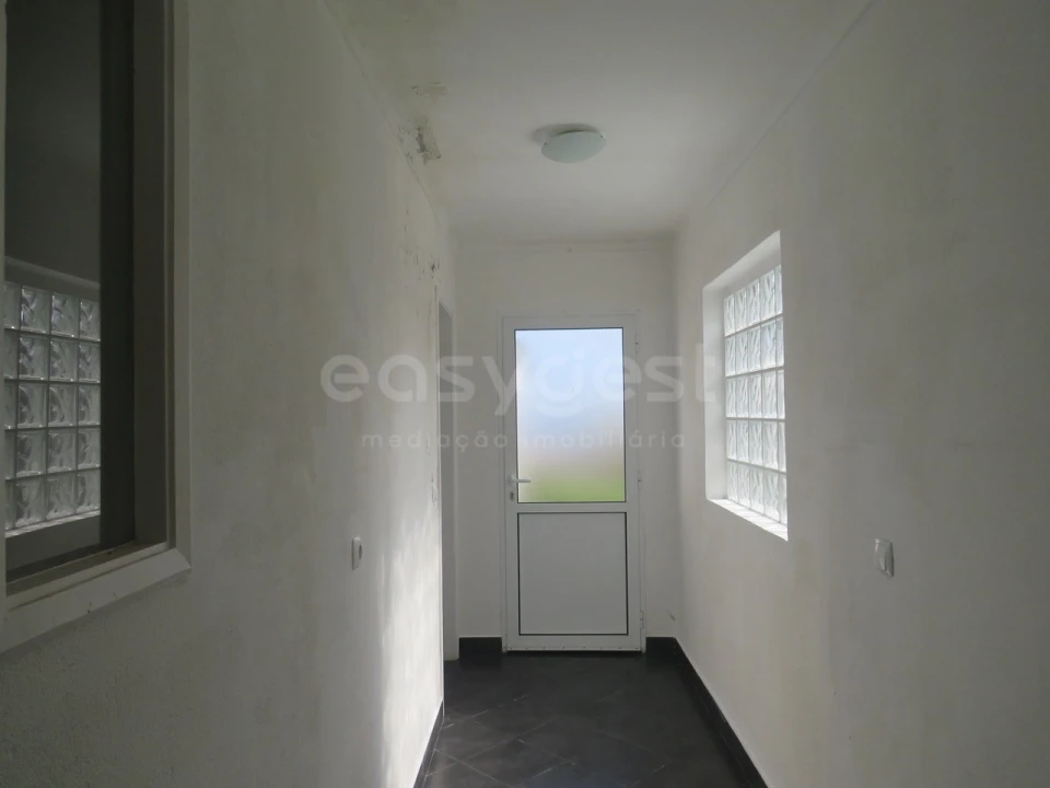 Moradia T2 para Venda em Santo Antonio Foto 6