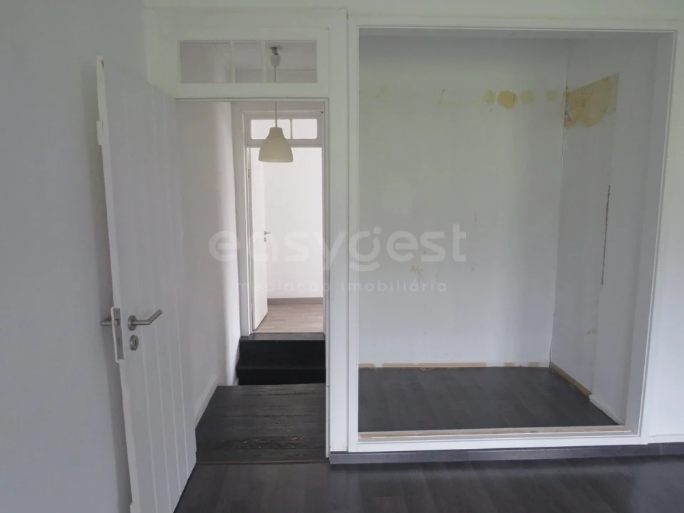 Moradia T2 para Venda em Santo Antonio Foto 11