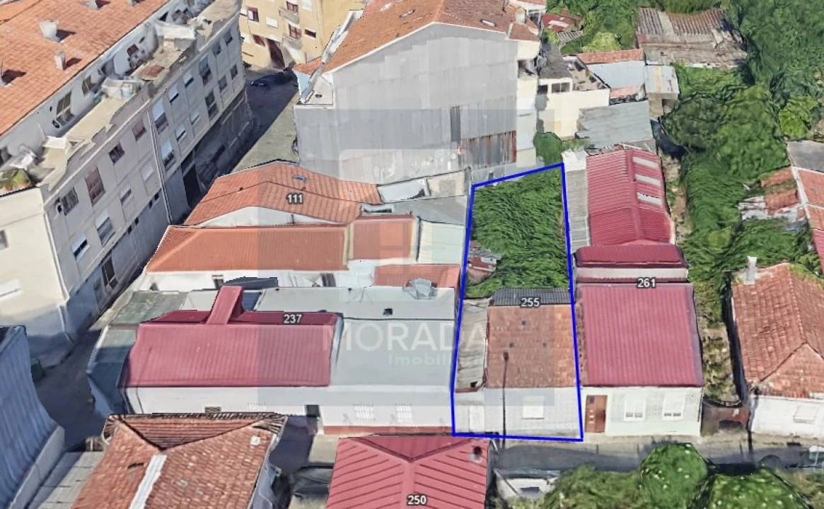 Moradia para Venda em Ramalde Foto 3