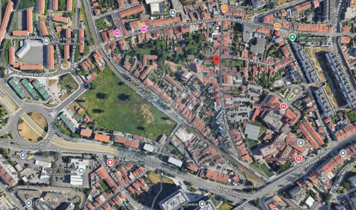 Moradia para Venda em Ramalde Foto 5