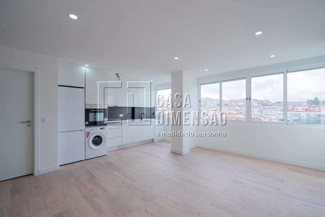 Apartamento T4 para Venda em Águas Livres Foto 6