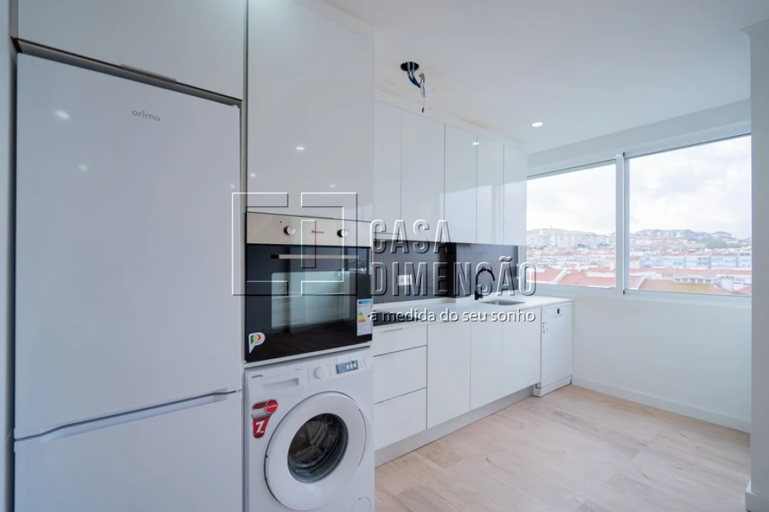 Apartamento T4 para Venda em Águas Livres Foto 10