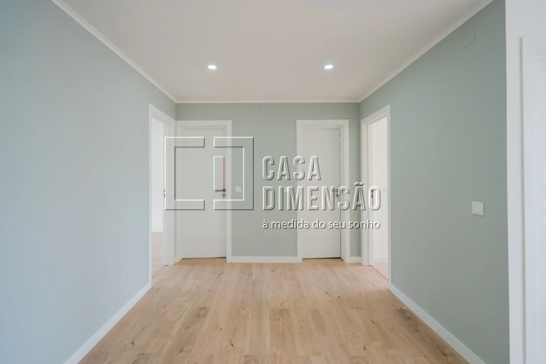 Apartamento T4 para Venda em Águas Livres Foto 13