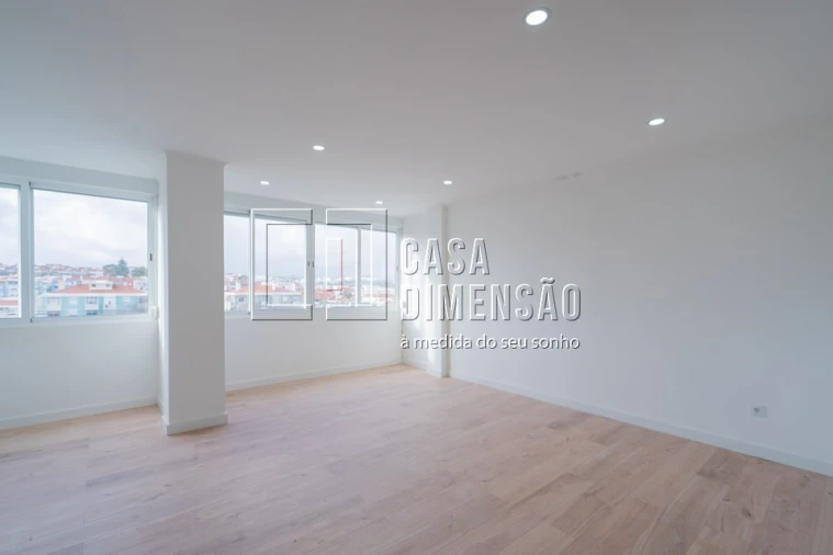 Apartamento T4 para Venda em Águas Livres