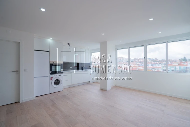 Apartamento T4 para Venda em Águas Livres Foto 6