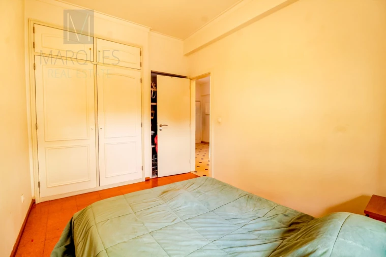 Apartamento T2 para Venda em Laranjeiro e Feijó Foto 13