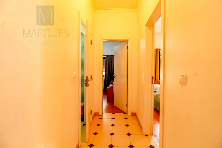 Apartamento T2 para Venda em Laranjeiro e Feijó Foto 15