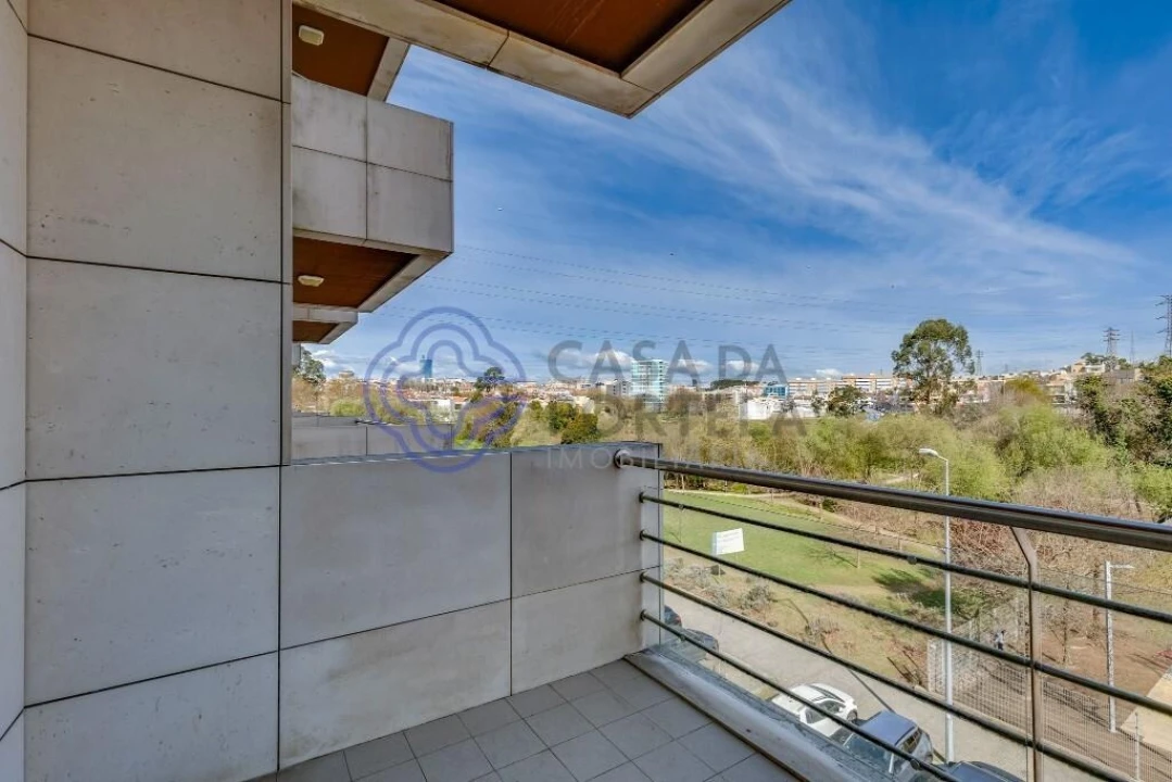 Apartamento T3 para Arrendamento em Cidade da Maia Foto 11