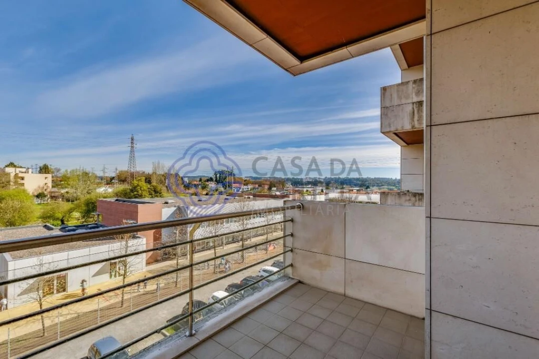 Apartamento T3 para Arrendamento em Cidade da Maia Foto 10