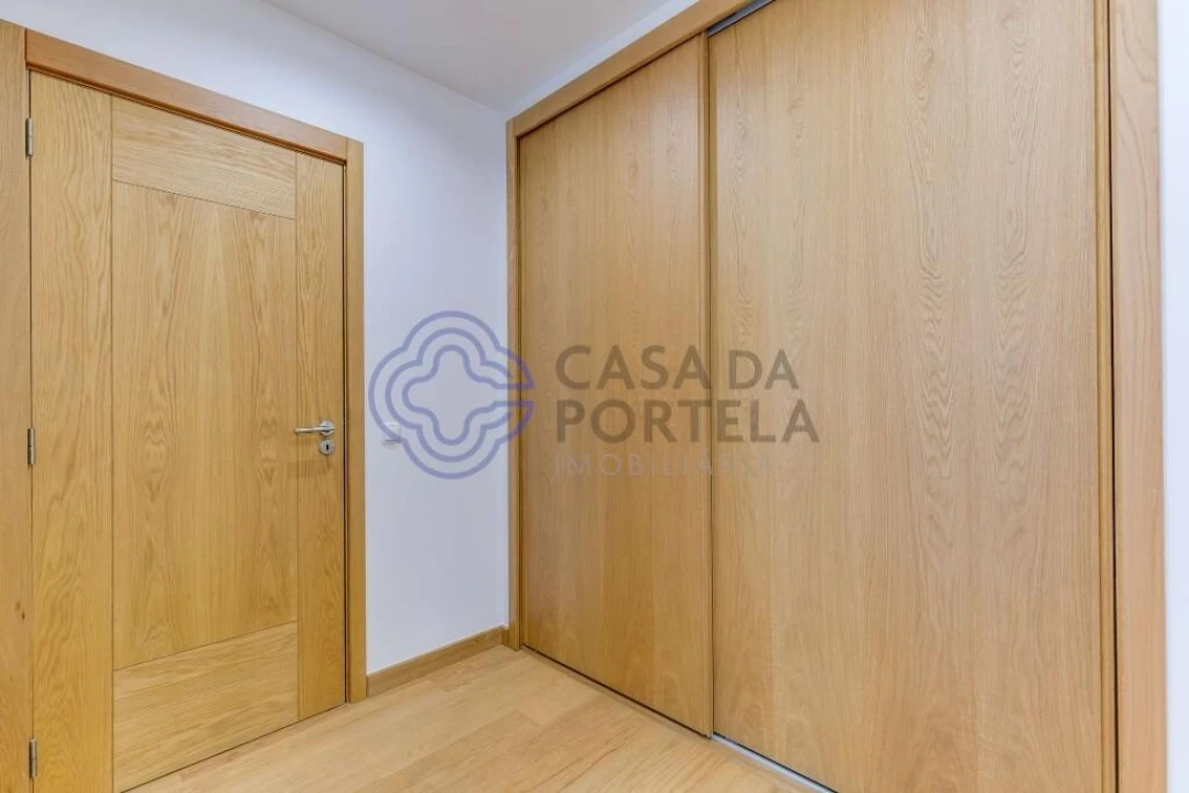 Apartamento T3 para Arrendamento em Cidade da Maia Foto 36