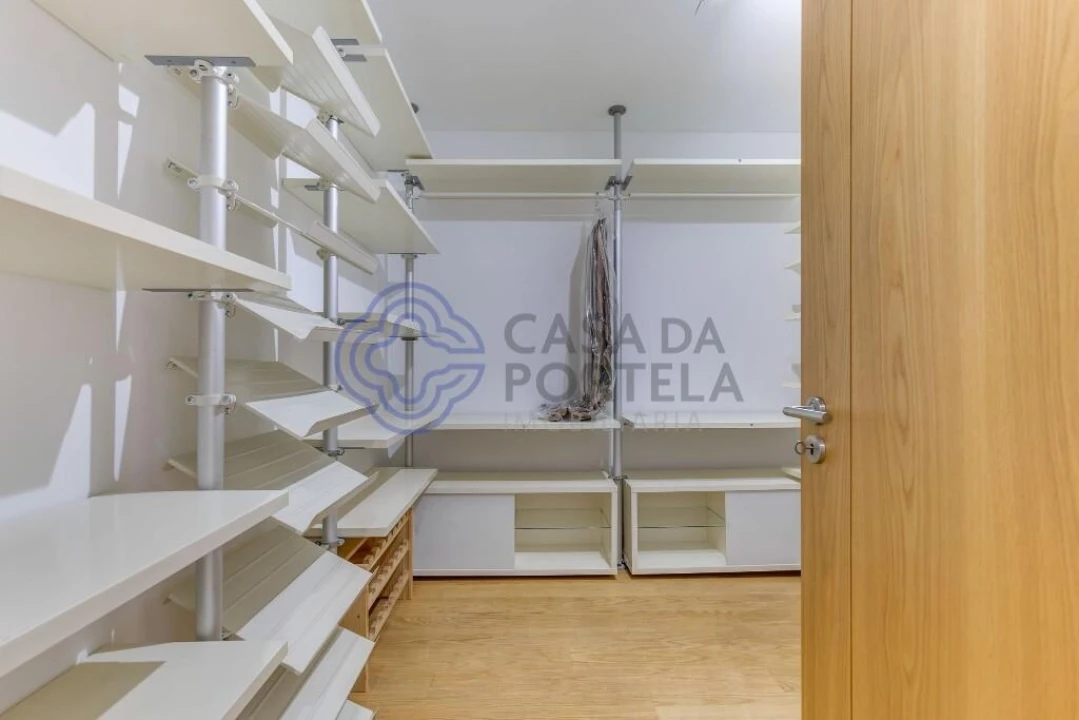 Apartamento T3 para Arrendamento em Cidade da Maia Foto 24