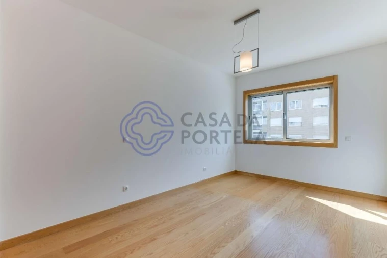 Apartamento T3 para Arrendamento em Cidade da Maia Foto 33