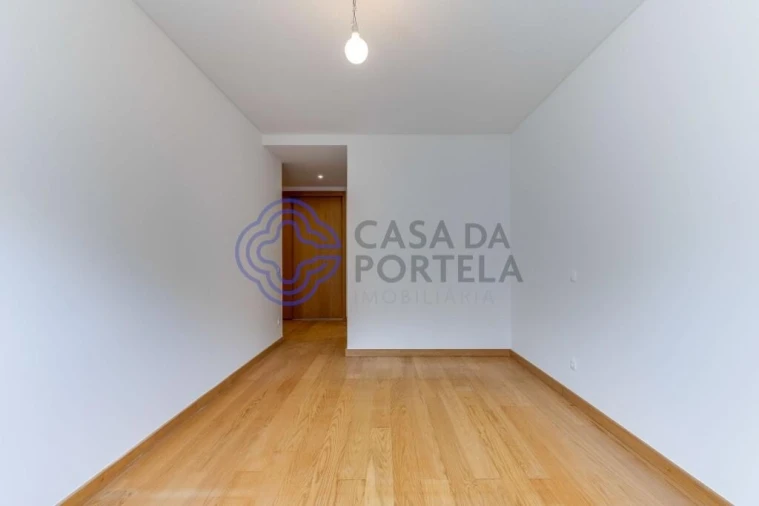 Apartamento T3 para Arrendamento em Cidade da Maia Foto 41