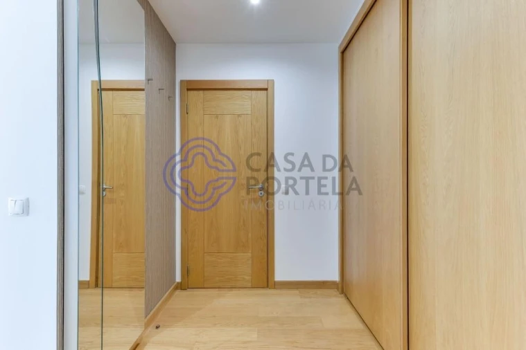 Apartamento T3 para Arrendamento em Cidade da Maia Foto 37