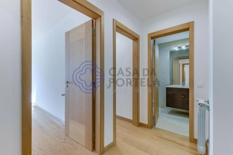 Apartamento T3 para Arrendamento em Cidade da Maia Foto 27