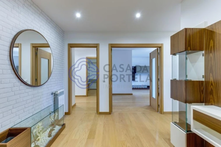 Apartamento T3 para Arrendamento em Cidade da Maia Foto 3